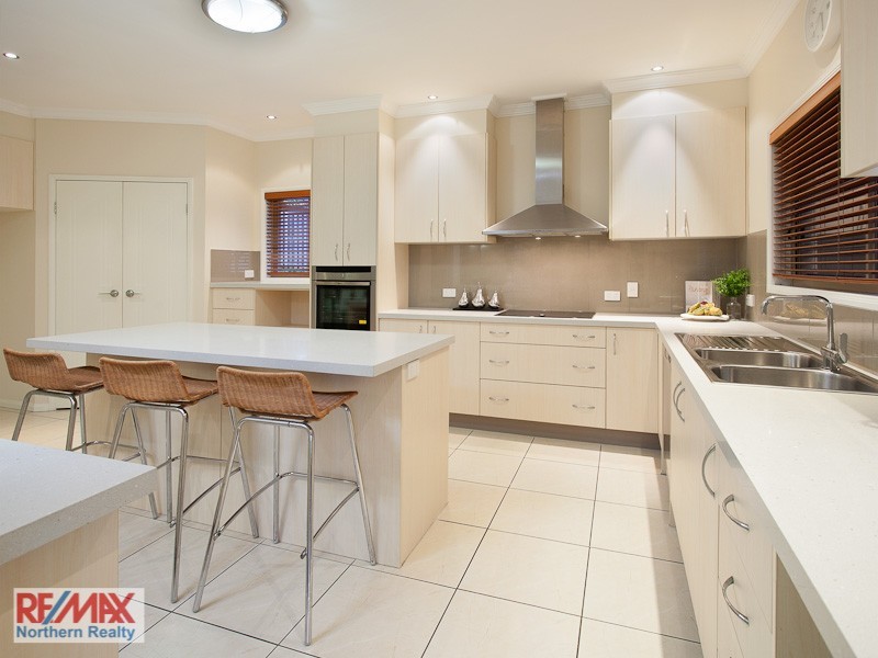 8 Olympic Court, Albany Creek QLD 4035