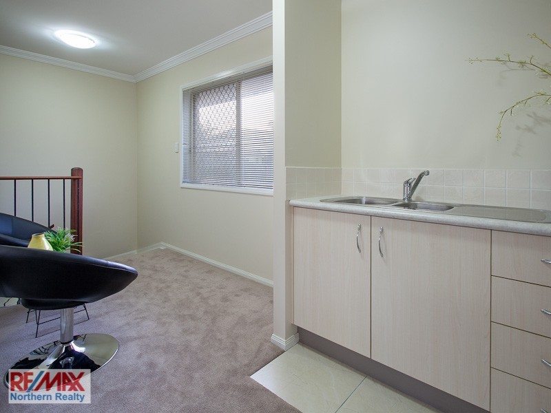 8 Olympic Court, Albany Creek QLD 4035