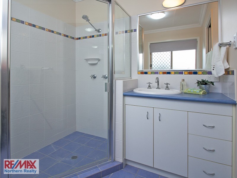 8 Olympic Court, Albany Creek QLD 4035