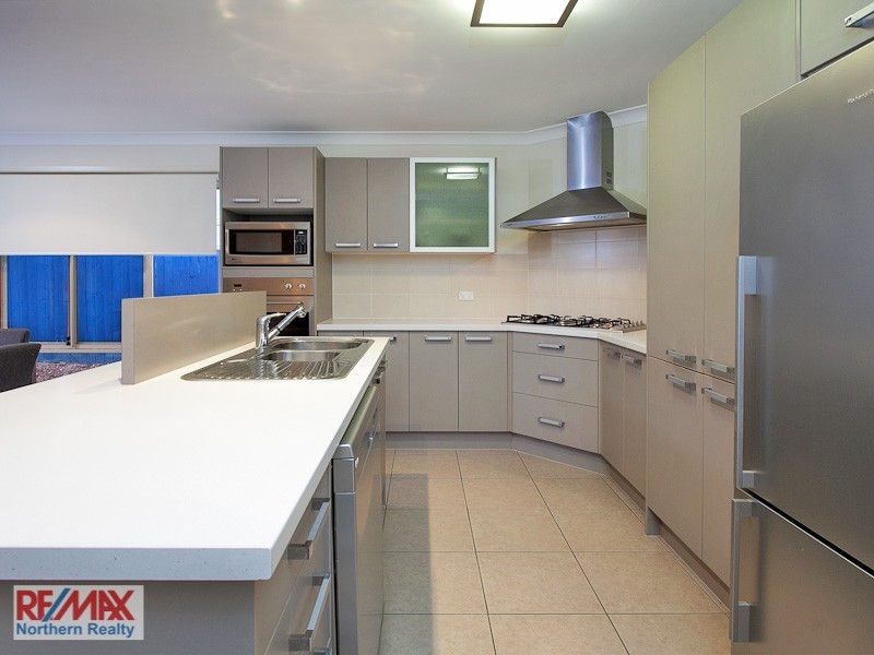 42 Bella St, Cashmere QLD 4500