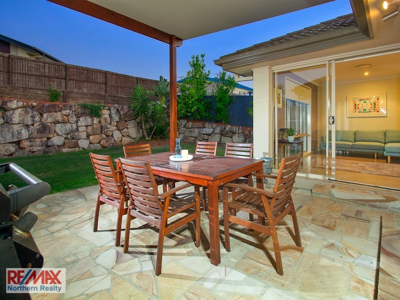 42 Bella St, Cashmere QLD 4500