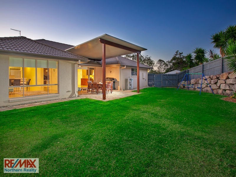 42 Bella St, Cashmere QLD 4500