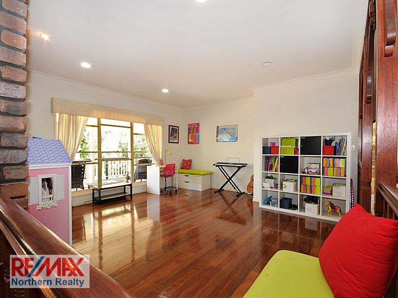 3 Bracken Court, Cashmere QLD 4500