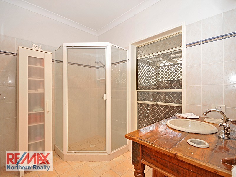 3 Bracken Court, Cashmere QLD 4500