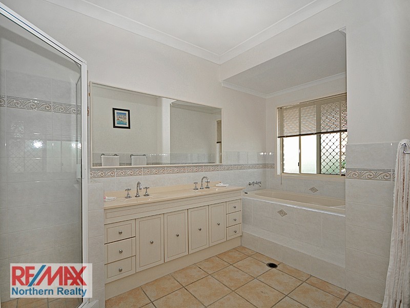 3 Bracken Court, Cashmere QLD 4500