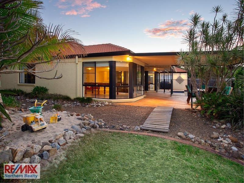 16 Laceflower Crescent, Eatons Hill QLD 4037