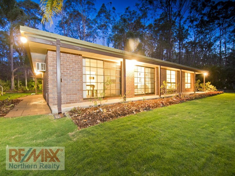 8 McCartney Ct, Cashmere QLD 4500