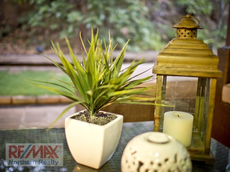 8 McCartney Ct, Cashmere QLD 4500