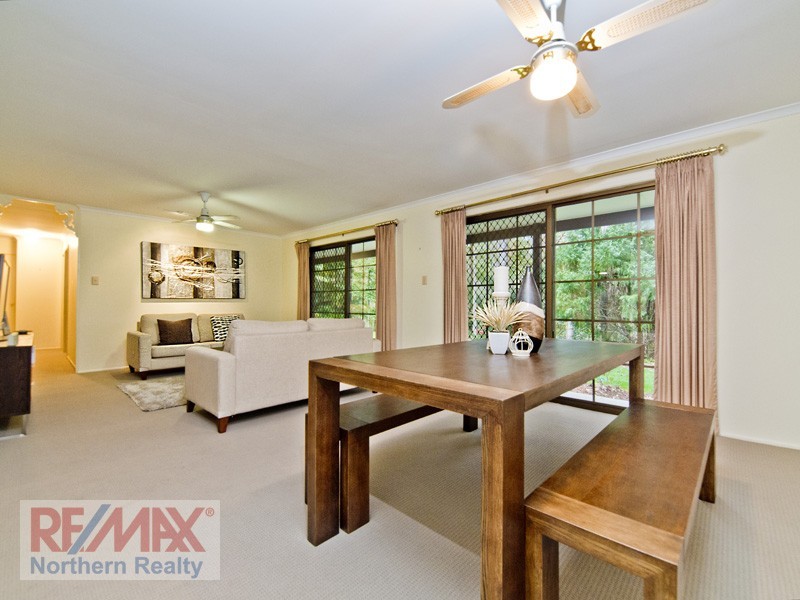 8 McCartney Ct, Cashmere QLD 4500