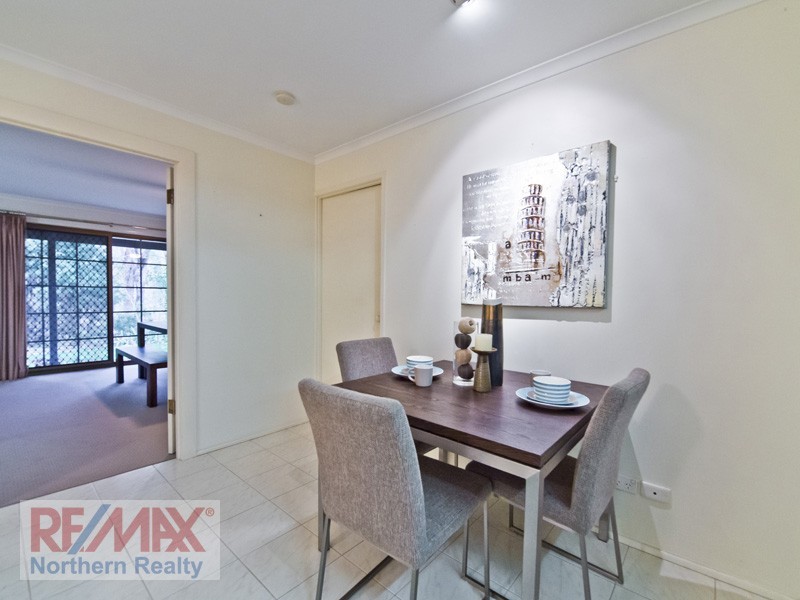 8 McCartney Ct, Cashmere QLD 4500