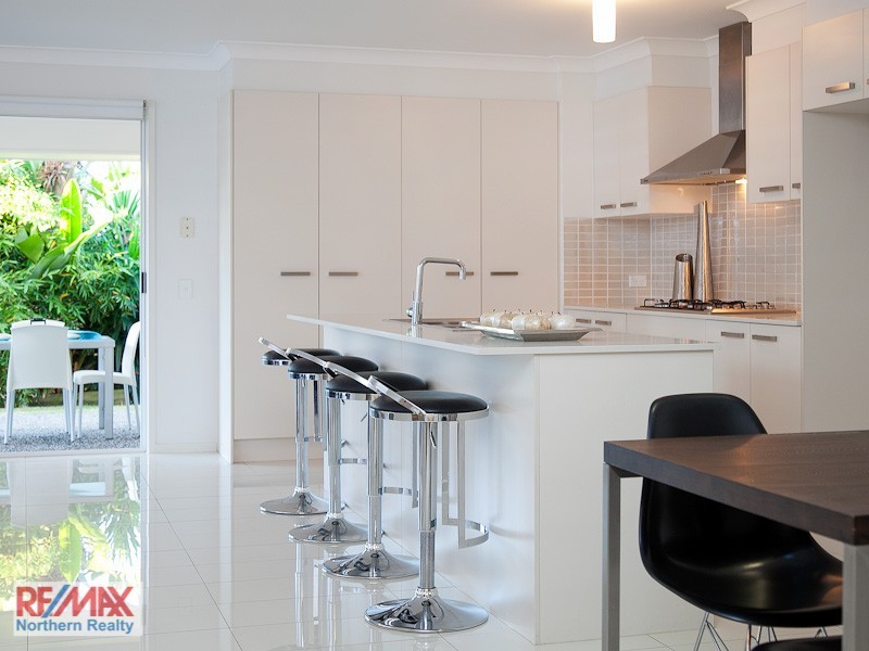 45 Winlock Cct, Warner QLD 4500