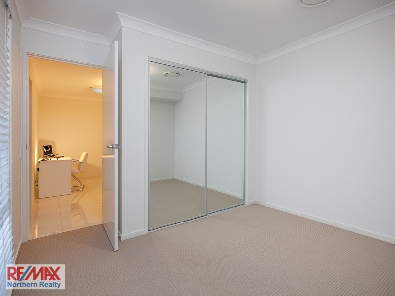 45 Winlock Cct, Warner QLD 4500