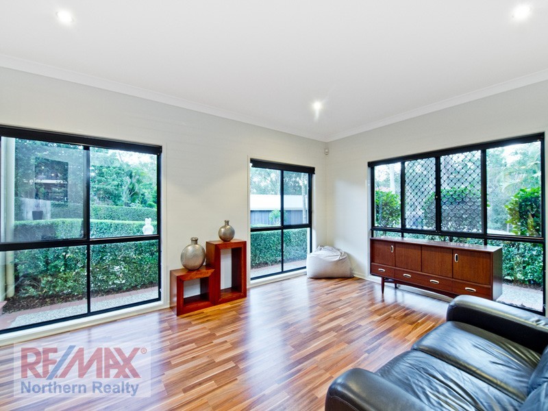 19 Tinaroo Court, Albany Creek QLD 4035