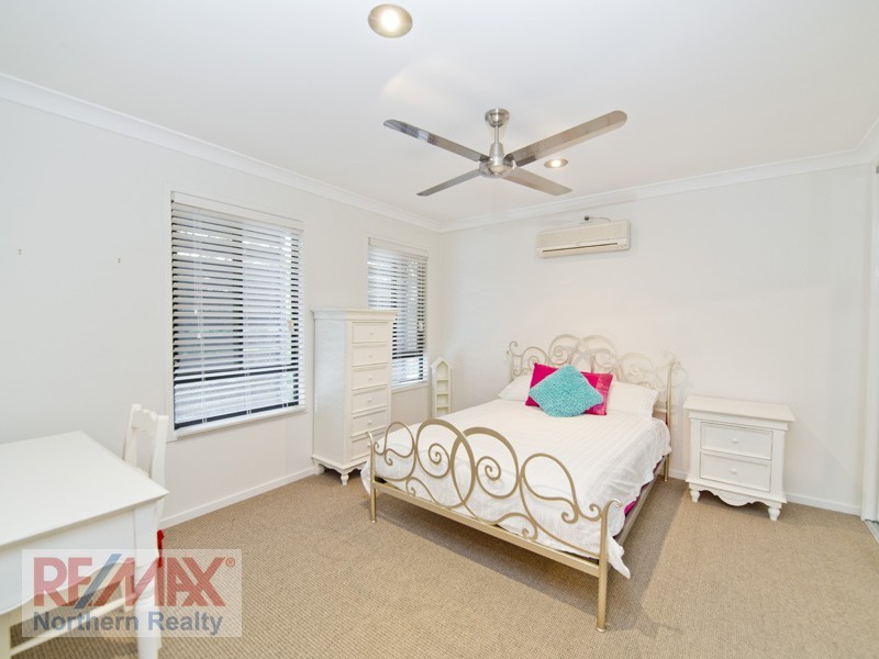 19 Tinaroo Court, Albany Creek QLD 4035