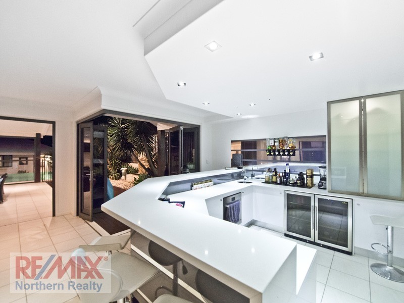 48 Riversleigh Crescent, Eatons Hill QLD 4037