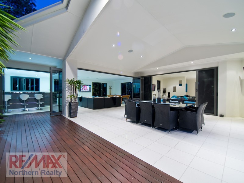 48 Riversleigh Crescent, Eatons Hill QLD 4037