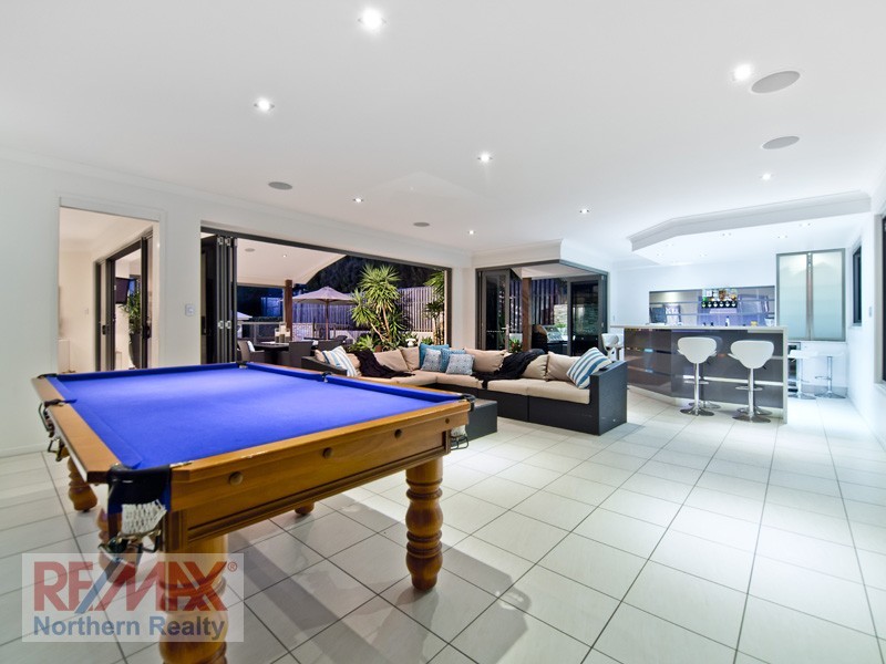 48 Riversleigh Crescent, Eatons Hill QLD 4037