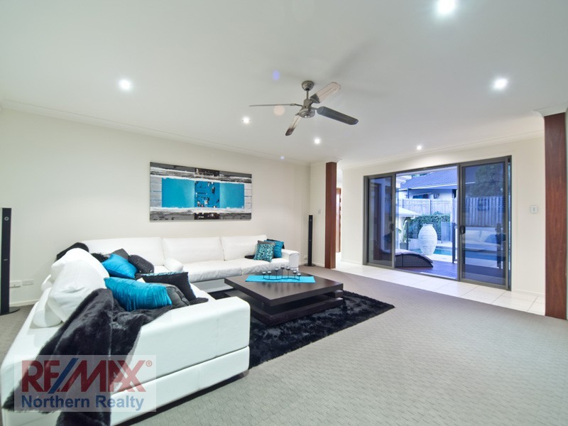 48 Riversleigh Crescent, Eatons Hill QLD 4037