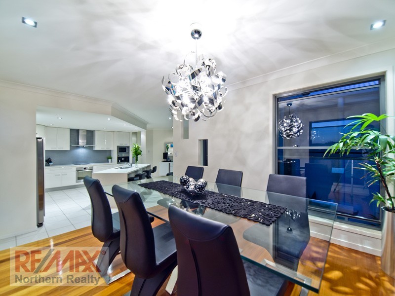 48 Riversleigh Crescent, Eatons Hill QLD 4037