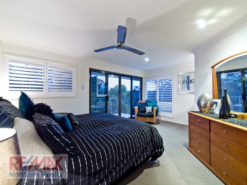 48 Riversleigh Crescent, Eatons Hill QLD 4037