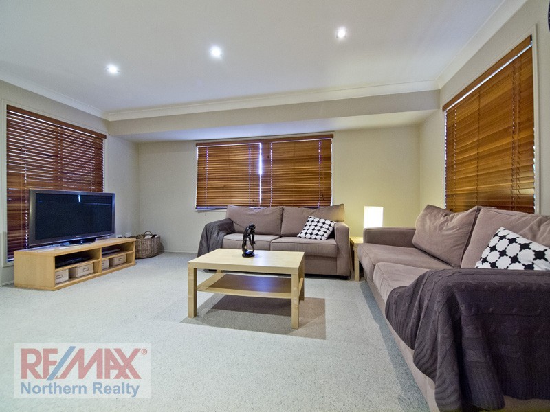 44 Ballinger Cres, Albany Creek QLD 4035