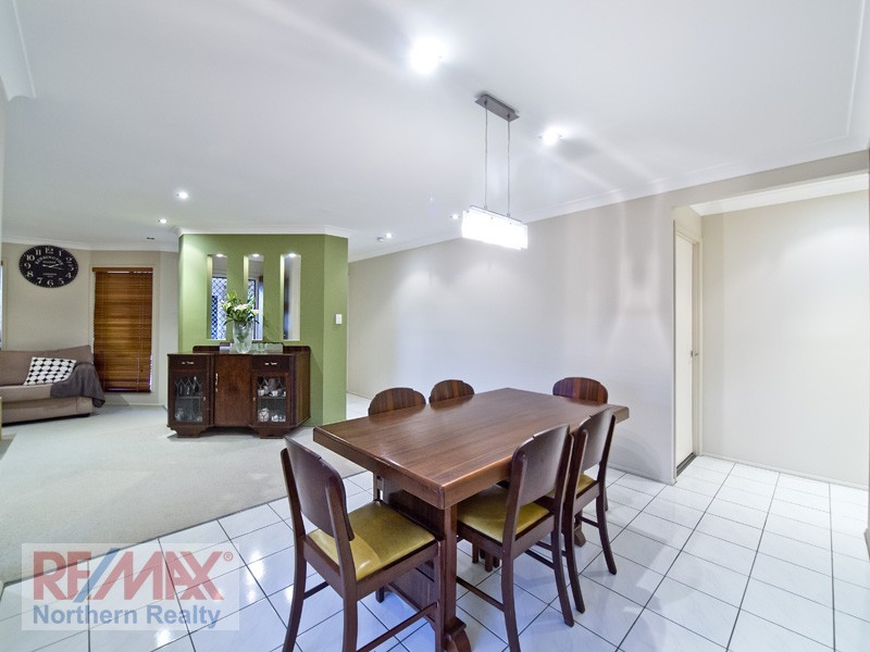 44 Ballinger Cres, Albany Creek QLD 4035