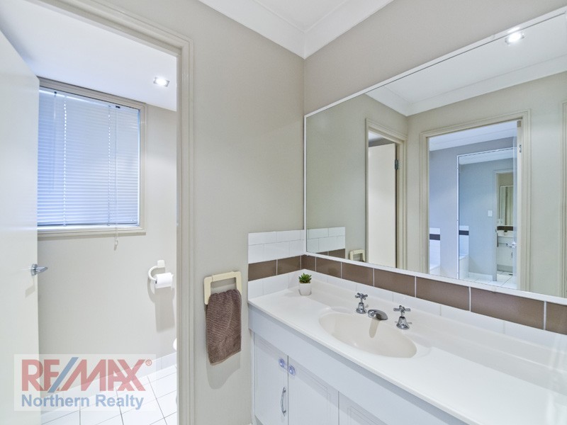 44 Ballinger Cres, Albany Creek QLD 4035