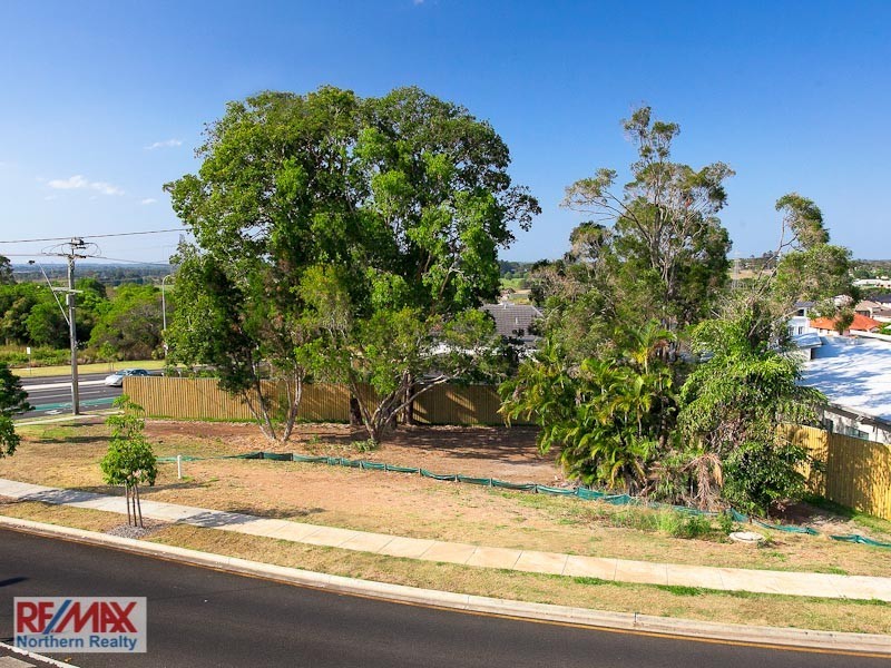 2015 Roghan Road, Bridgeman Downs QLD 4035