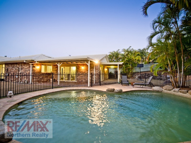 17 Turnberry Crescent, Albany Creek QLD 4035