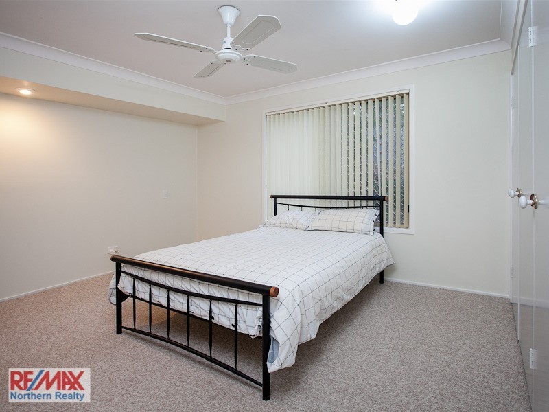 4 Langley Place, Albany Creek QLD 4035