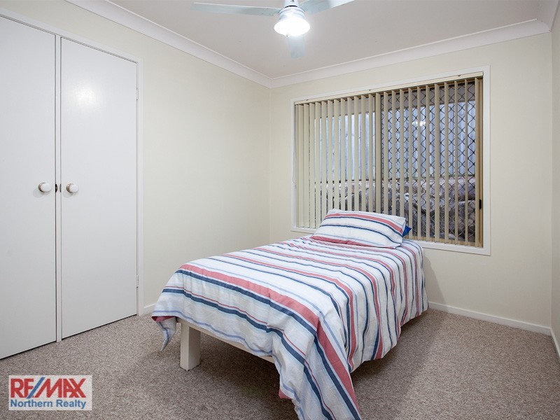 4 Langley Place, Albany Creek QLD 4035