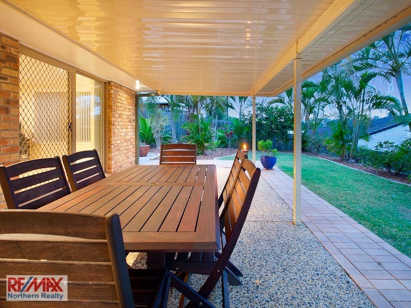 4 Langley Place, Albany Creek QLD 4035