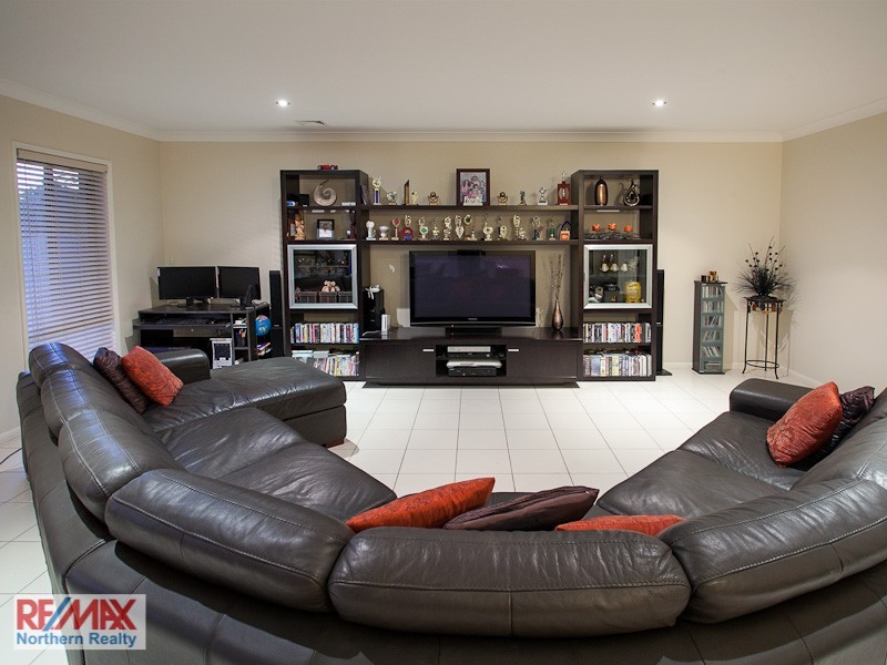 48 Oakwood Road, Warner QLD 4500