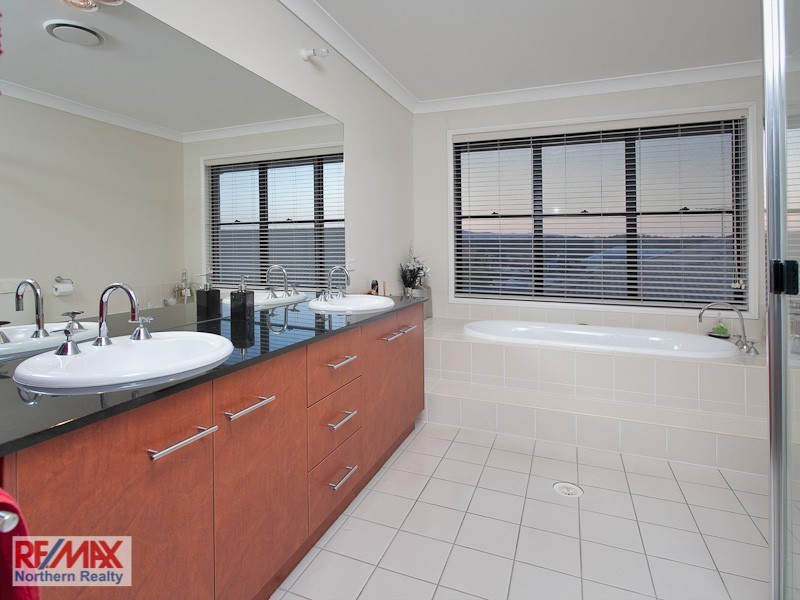 48 Oakwood Road, Warner QLD 4500