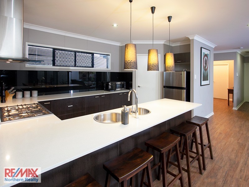 9 Avoca Place, Warner QLD 4500