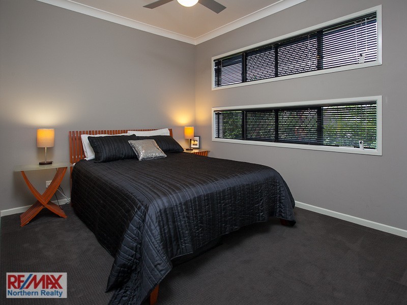 9 Avoca Place, Warner QLD 4500