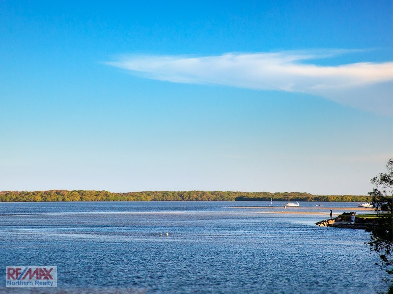 127 Landsborough Parade, Golden Beach QLD 4551