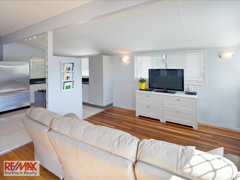 127 Landsborough Parade, Golden Beach QLD 4551