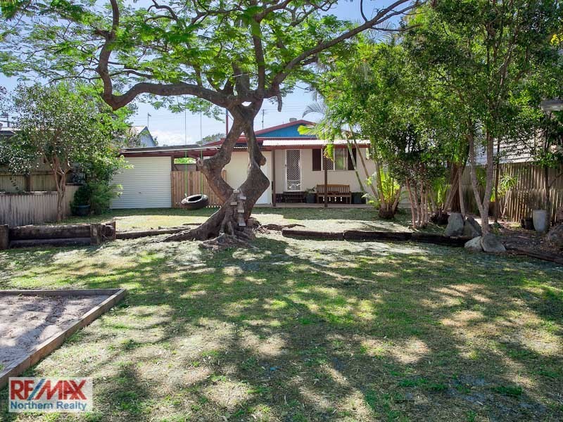 127 Landsborough Parade, Golden Beach QLD 4551