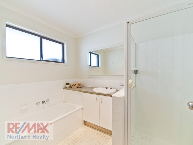 15 Tanager Street, Albany Creek QLD 4035