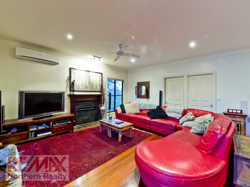 14 Harley Ct, Eatons Hill QLD 4037