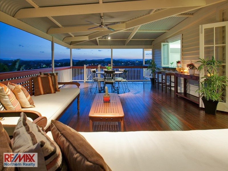 13 Sonora Court, Eatons Hill QLD 4037
