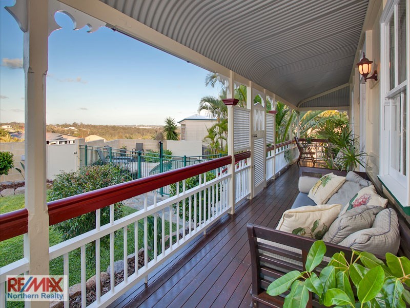 13 Sonora Court, Eatons Hill QLD 4037