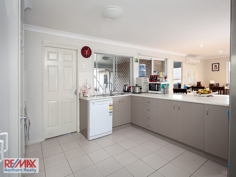 5 Rush Court, Bundamba QLD 4304