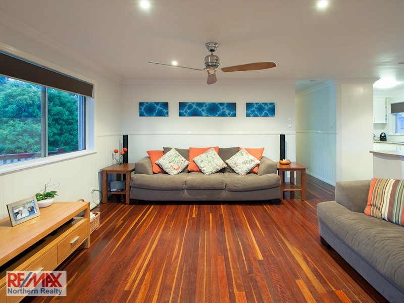 33 Hill Parade, Clontarf QLD 4019