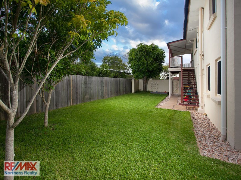 33 Hill Parade, Clontarf QLD 4019