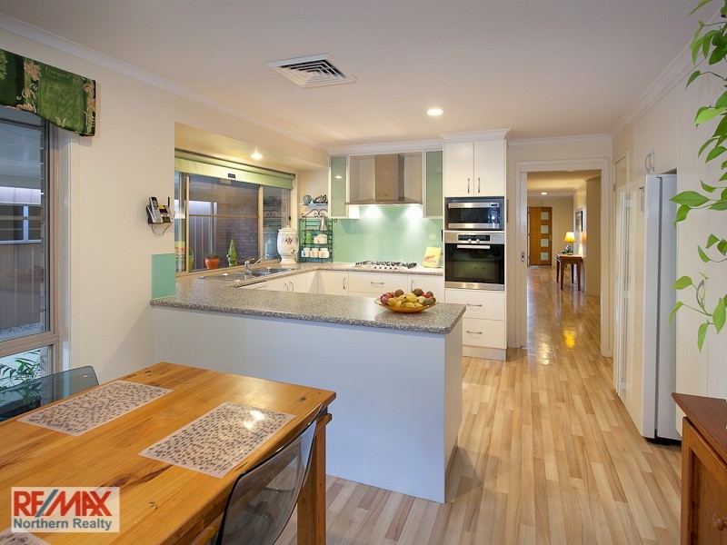 8 Connewarre Court, Petrie QLD 4502