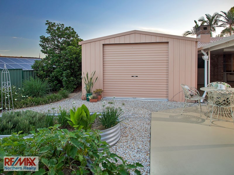 8 Connewarre Court, Petrie QLD 4502