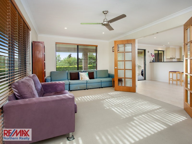 16 Toressian Place, Cashmere QLD 4500