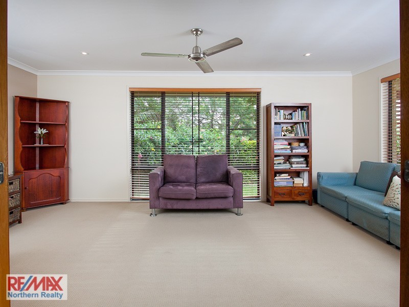 16 Toressian Place, Cashmere QLD 4500